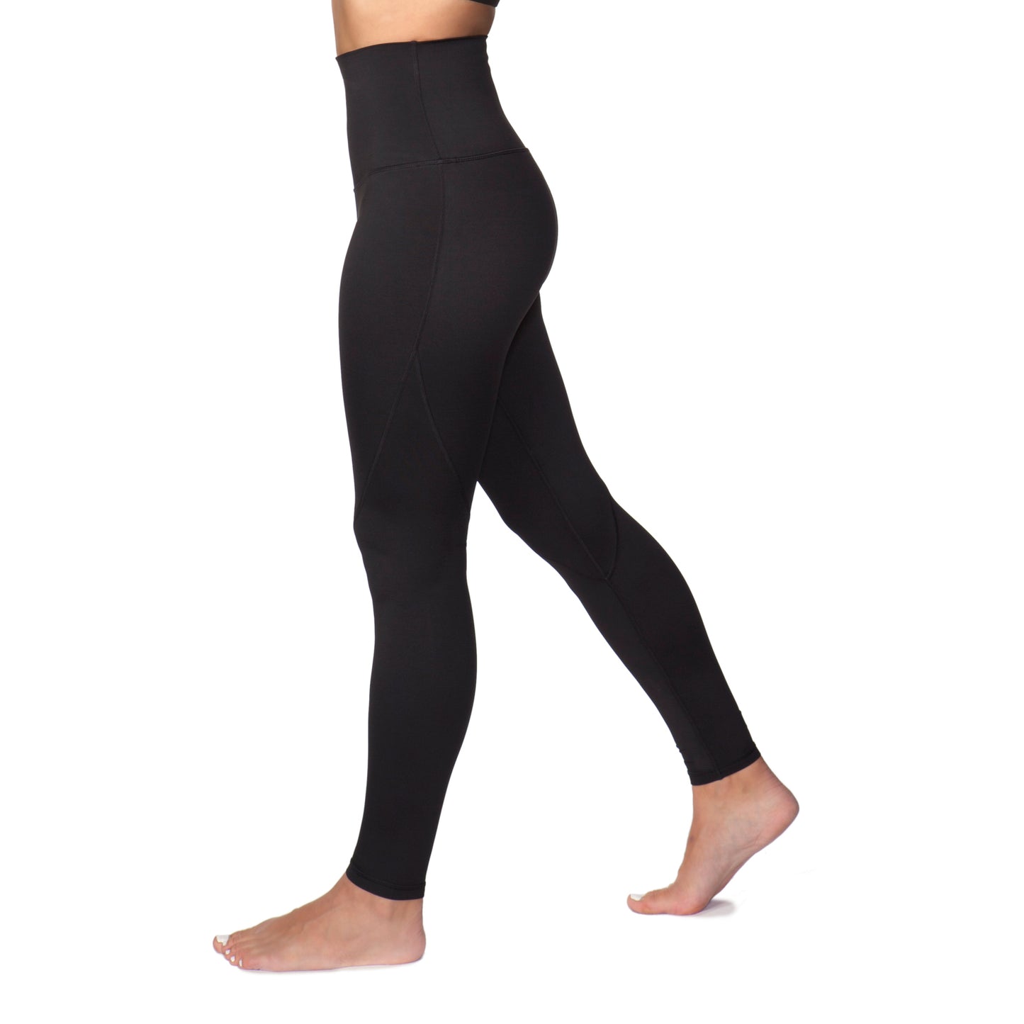 She Will Never Tell - Cellulite Smoothing With Compression