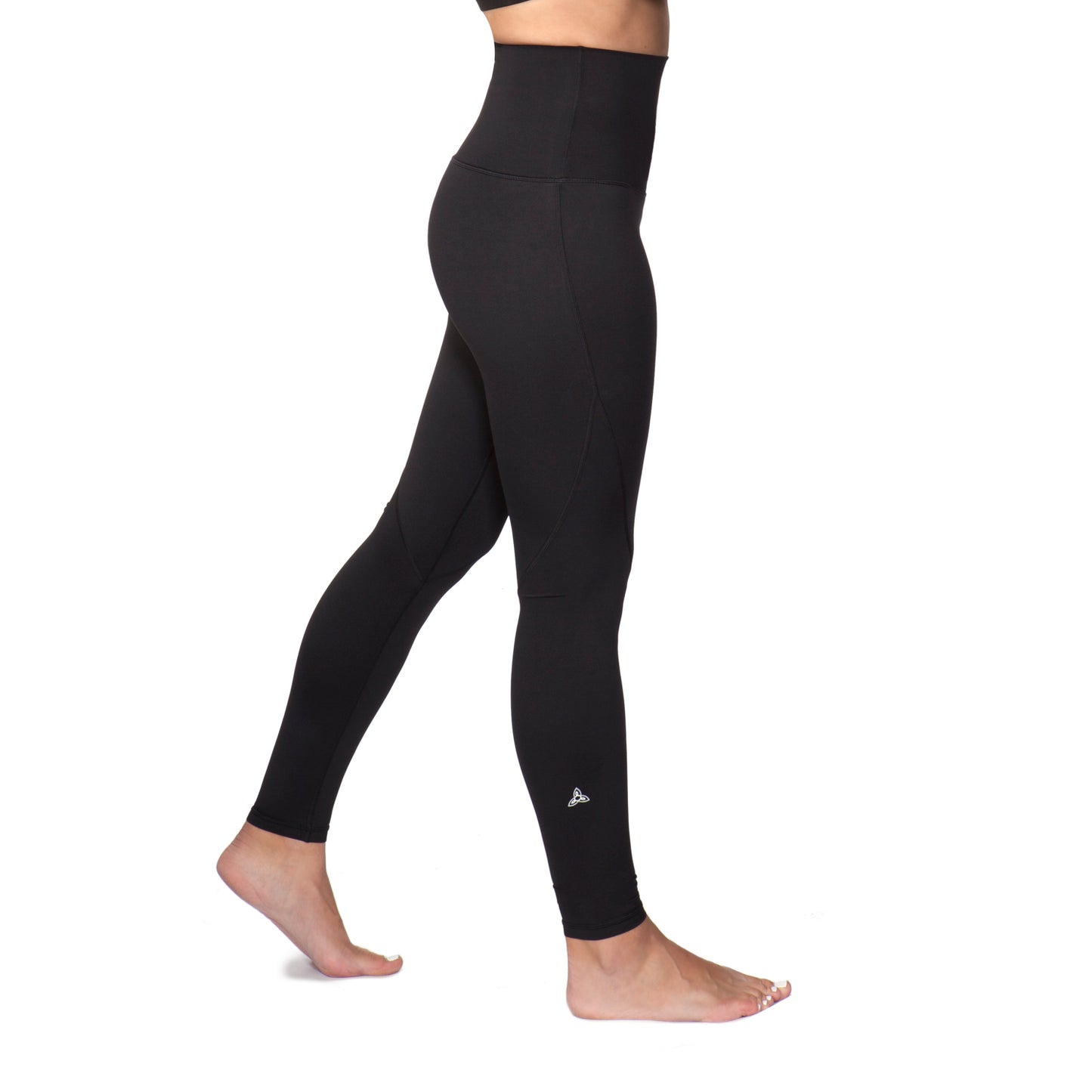 She Will Never Tell - Cellulite Smoothing With Compression