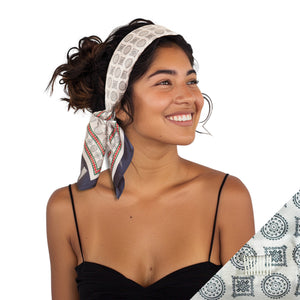 She Will Fit A Square Peg In A Round Hole - Navy